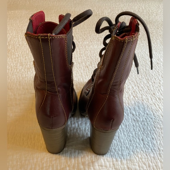 Like new! SHELL leather bootie Size 6 - Picture 7 of 12